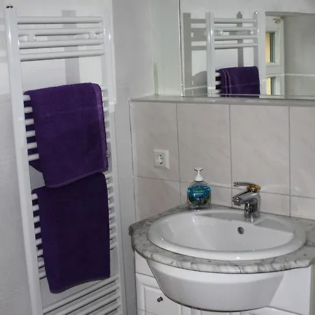 Gutshof Leipzig- Podelwitz 3*